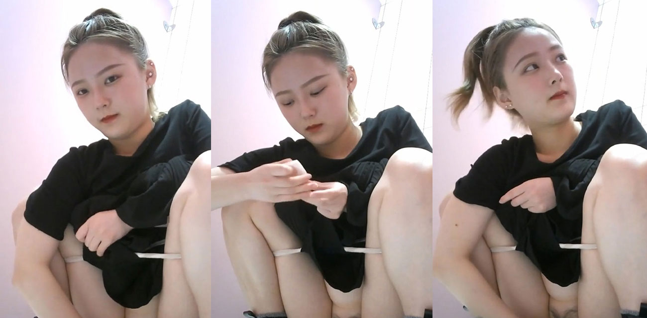 精选女厕偷拍合集 多位美艳御姐少妇 肥臀美穴娇艳迷人 大神上头直接伸手突袭 吓得妹子尖叫连连！