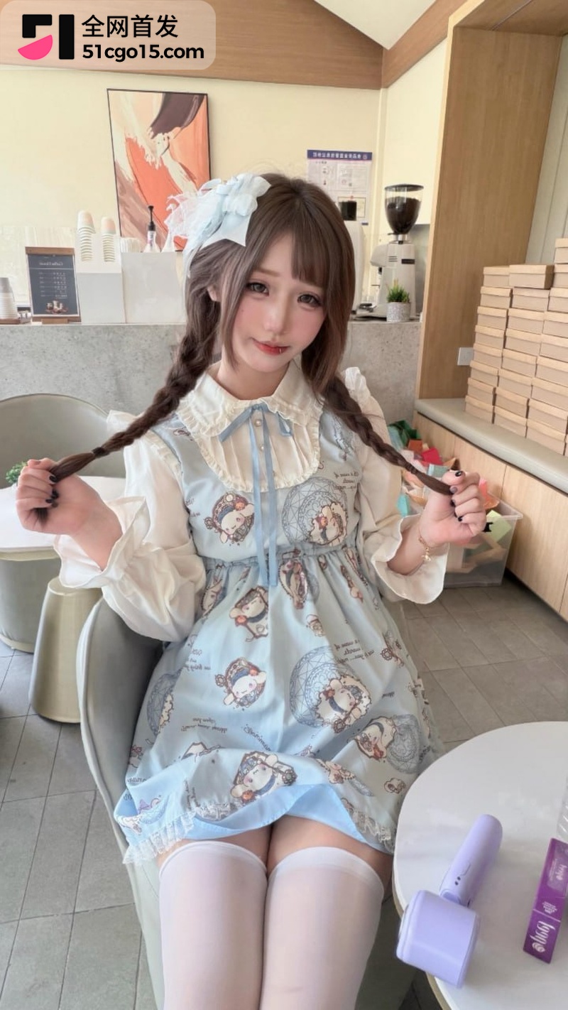 上海素人双马尾萝莉性爱自拍 2
