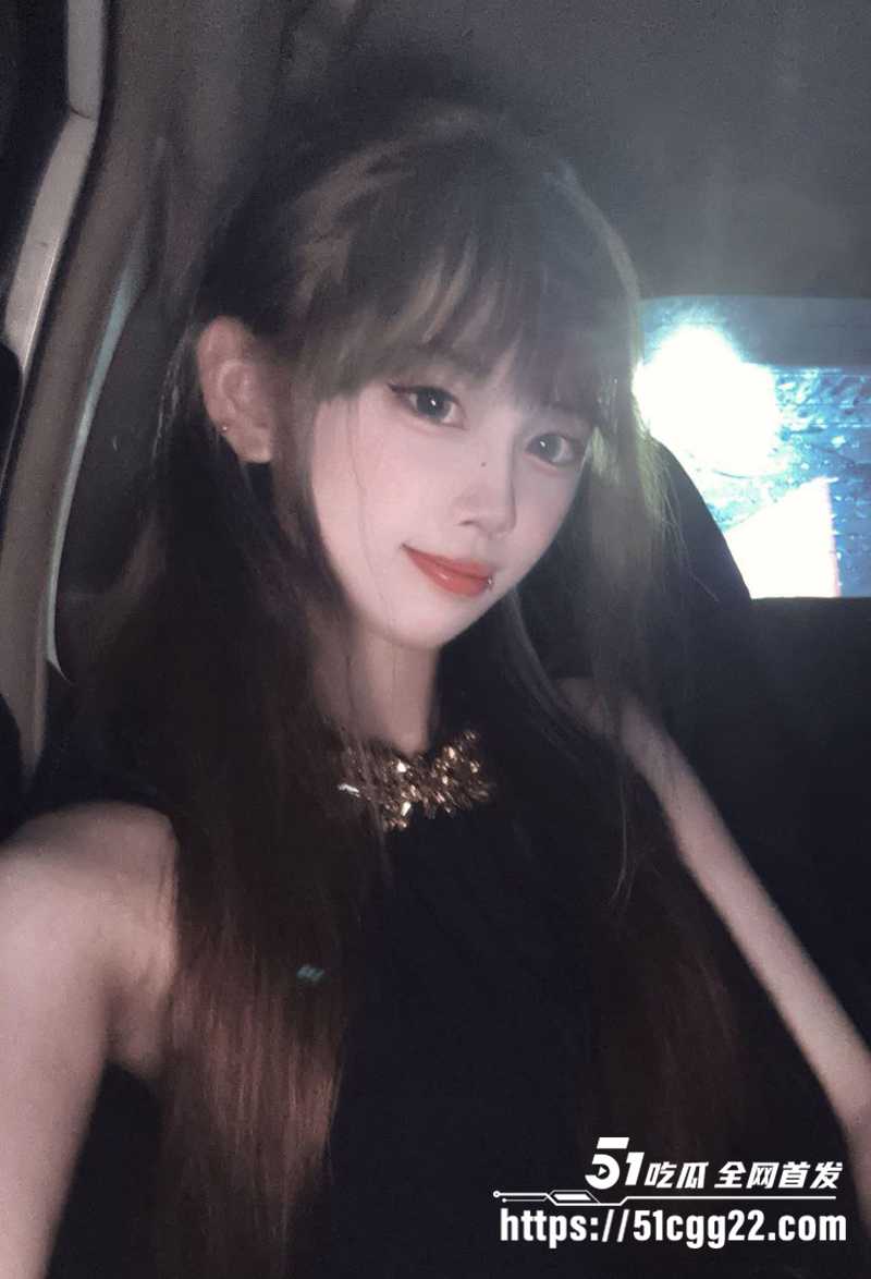 短发黄毛反差婊自慰抚摸视频曝光 1 拷贝