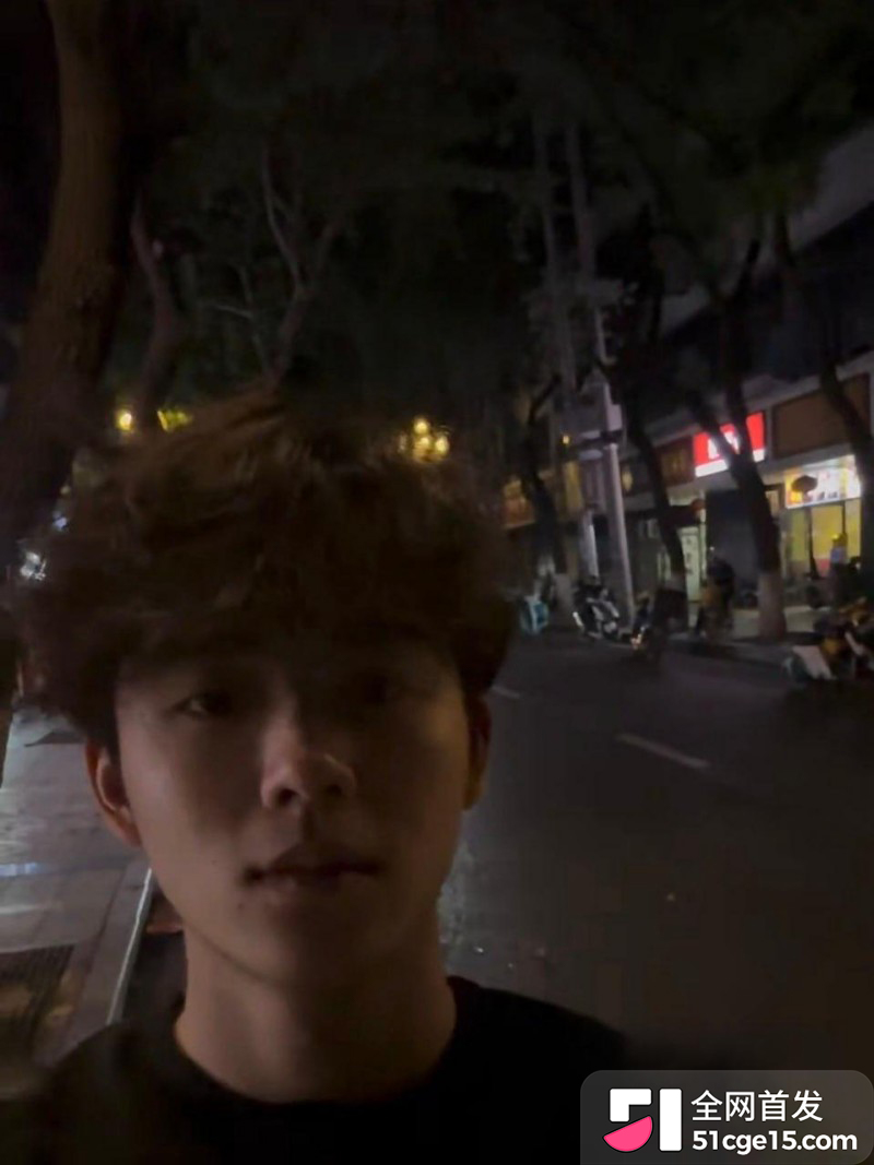 抖音王者主播 林夜 男神形象崩塌3
