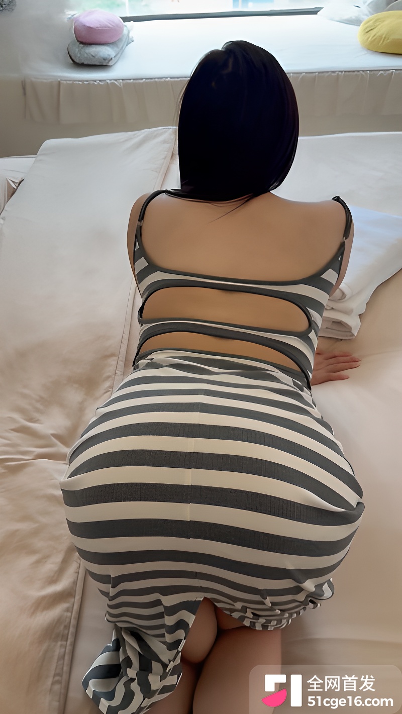 奶子即正义 趁老婆不在家 调教寄宿的妹妹4