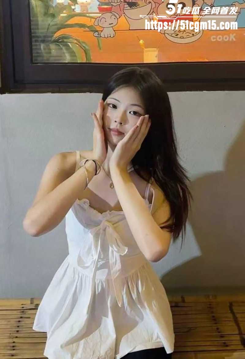 清纯可爱学生妹玩援交视频流出 7 拷贝