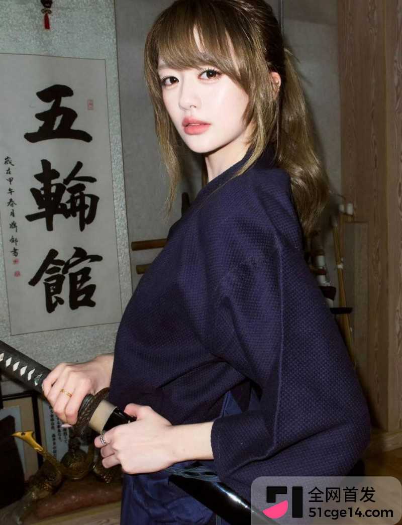 乐华旗下艺人奥利辟谣白翊汝恋情015