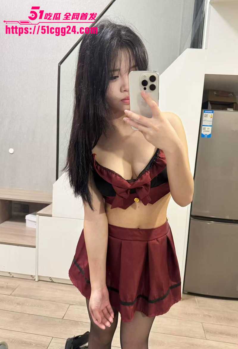 湖南大奶精神小妹欢欢约炮视频曝光 1 拷贝