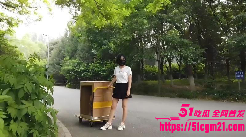北京天使Ariel公园露出视频01