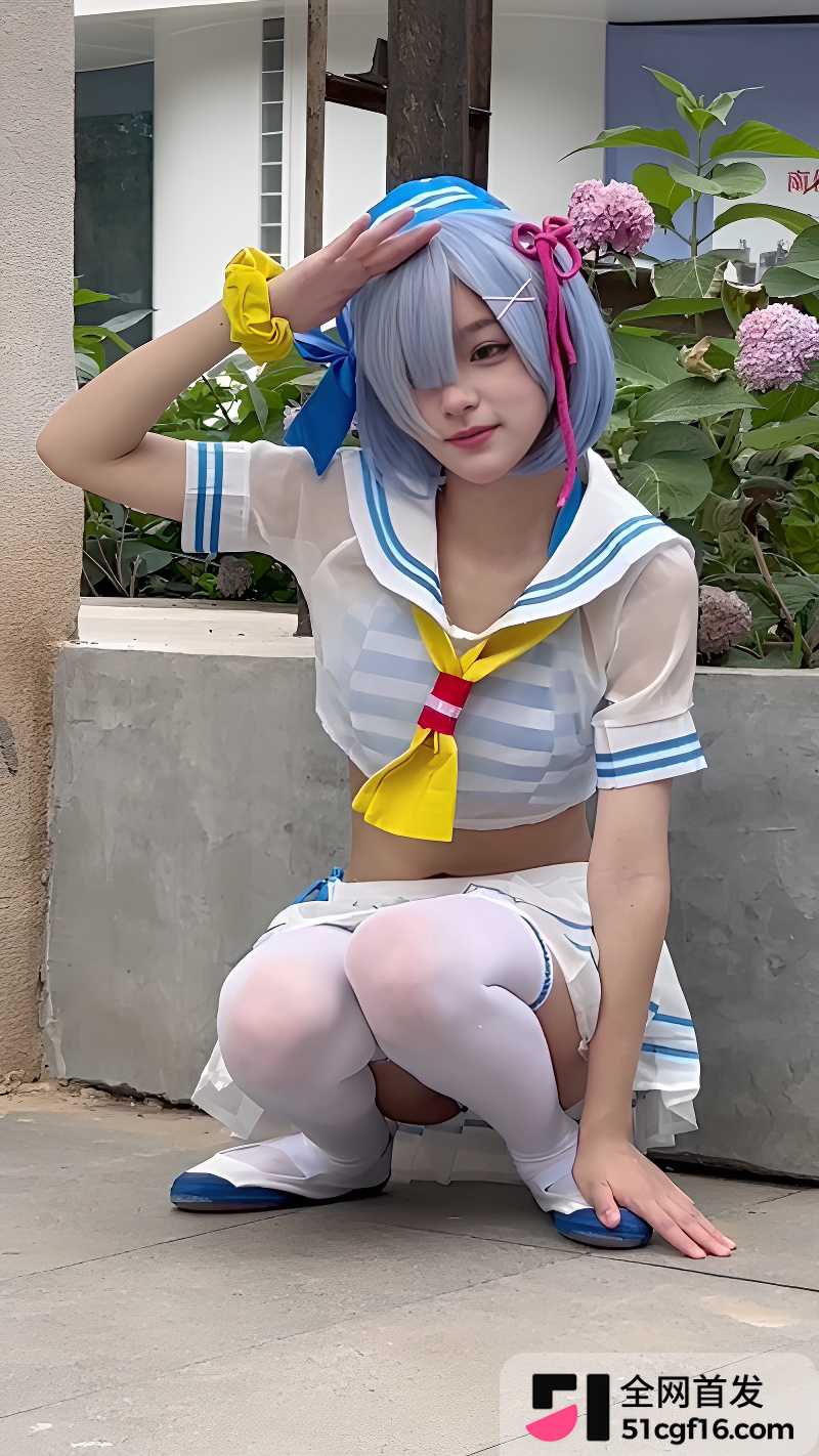 收藏级偷拍神作 少女cos蕾姆一路被大神跟踪抄底 0