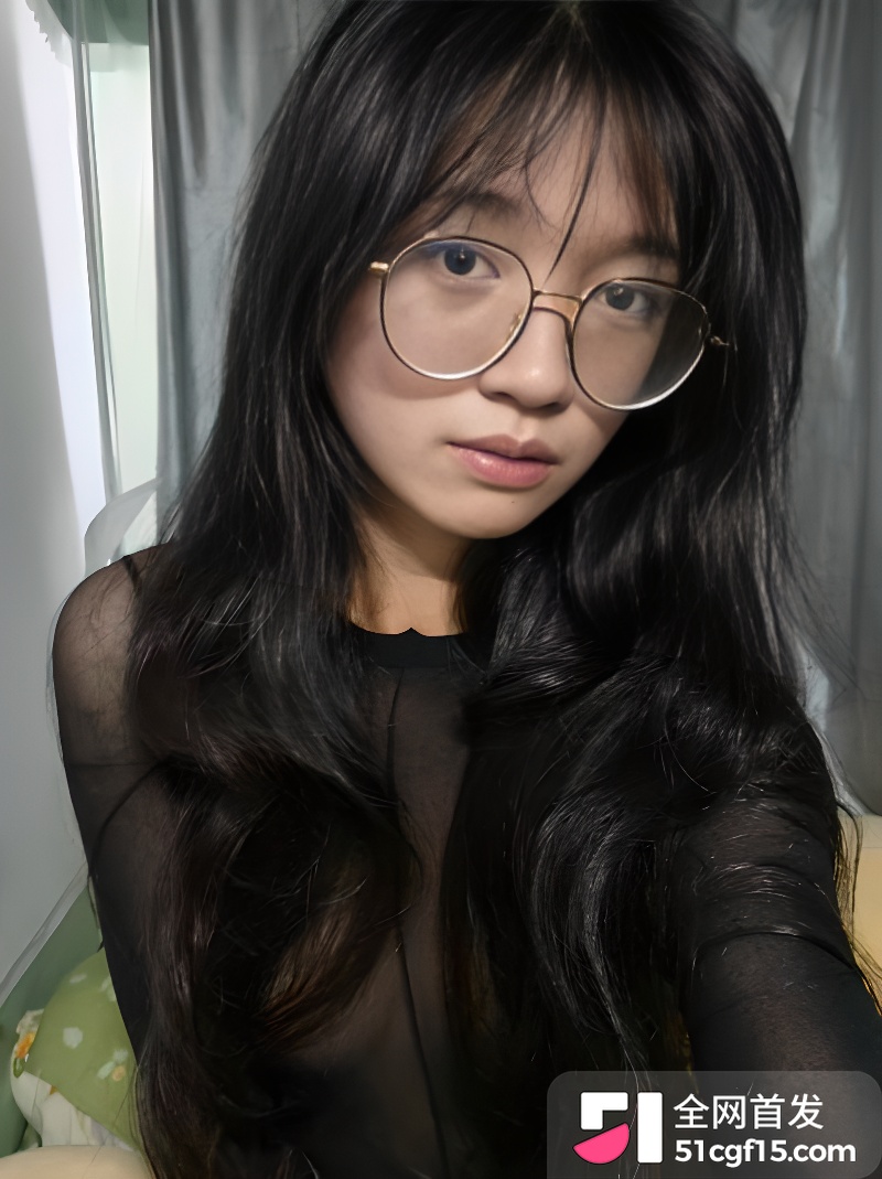 眼镜妹1