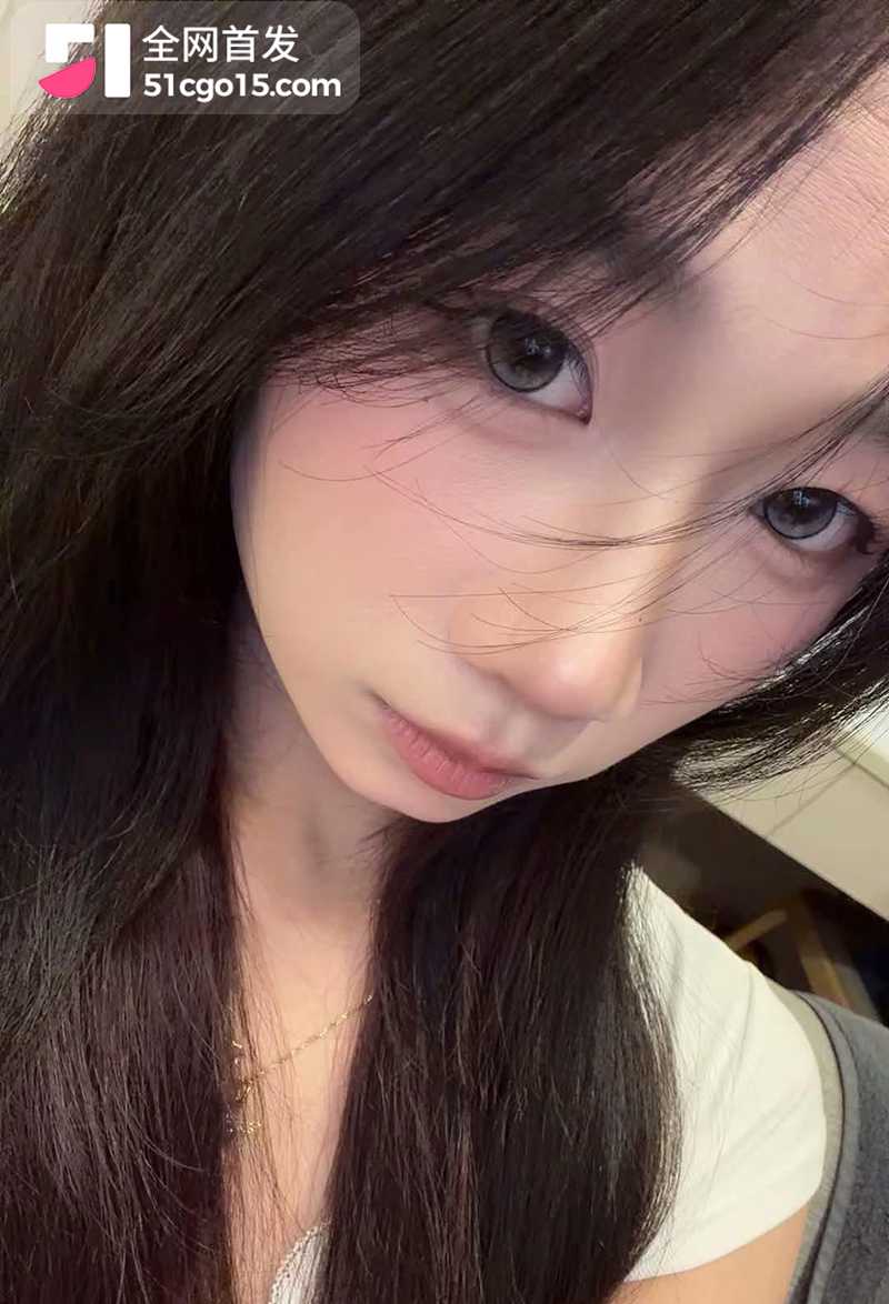 约炮大神独家曝光约炮极品巨乳排球运动员6拷贝