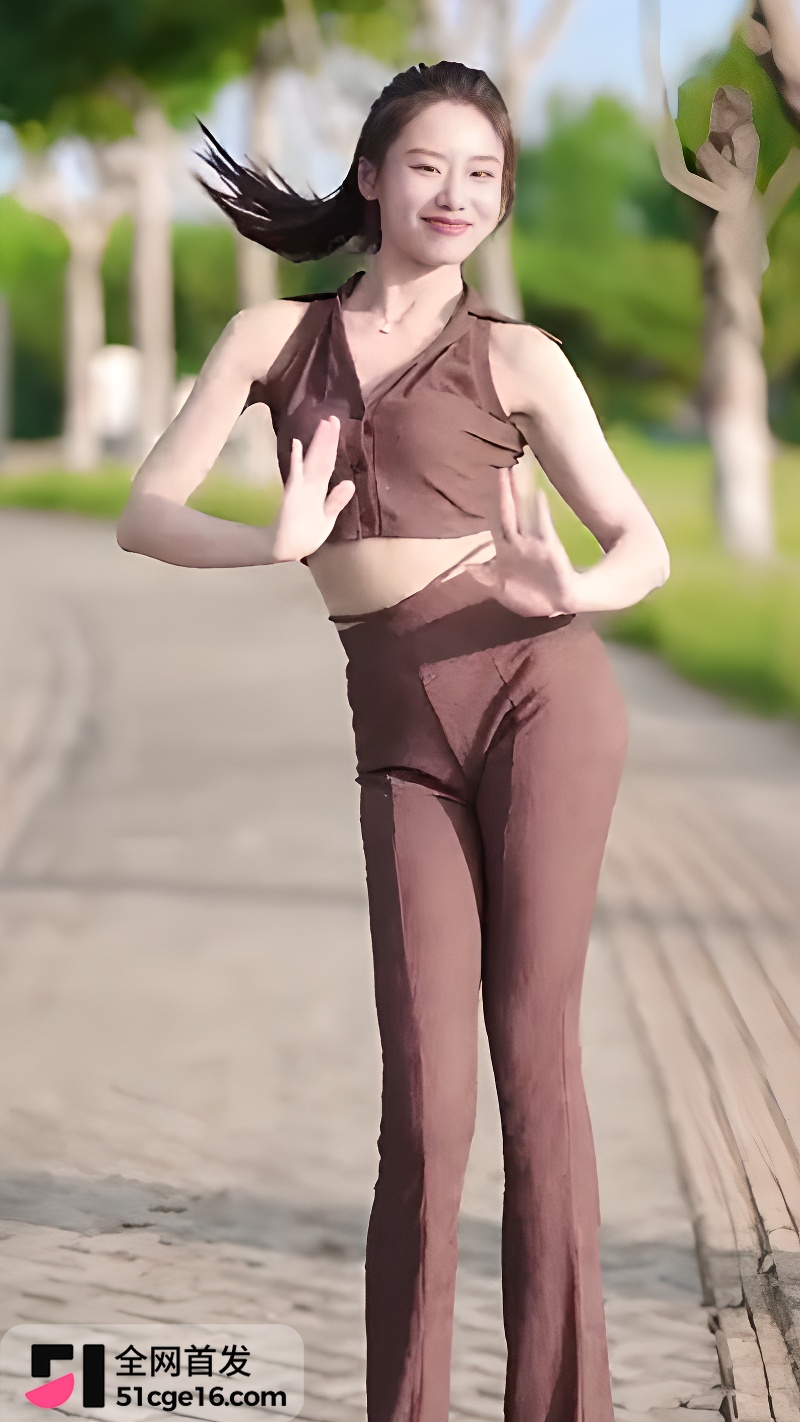 大奶牛嫩妹少萝皇1