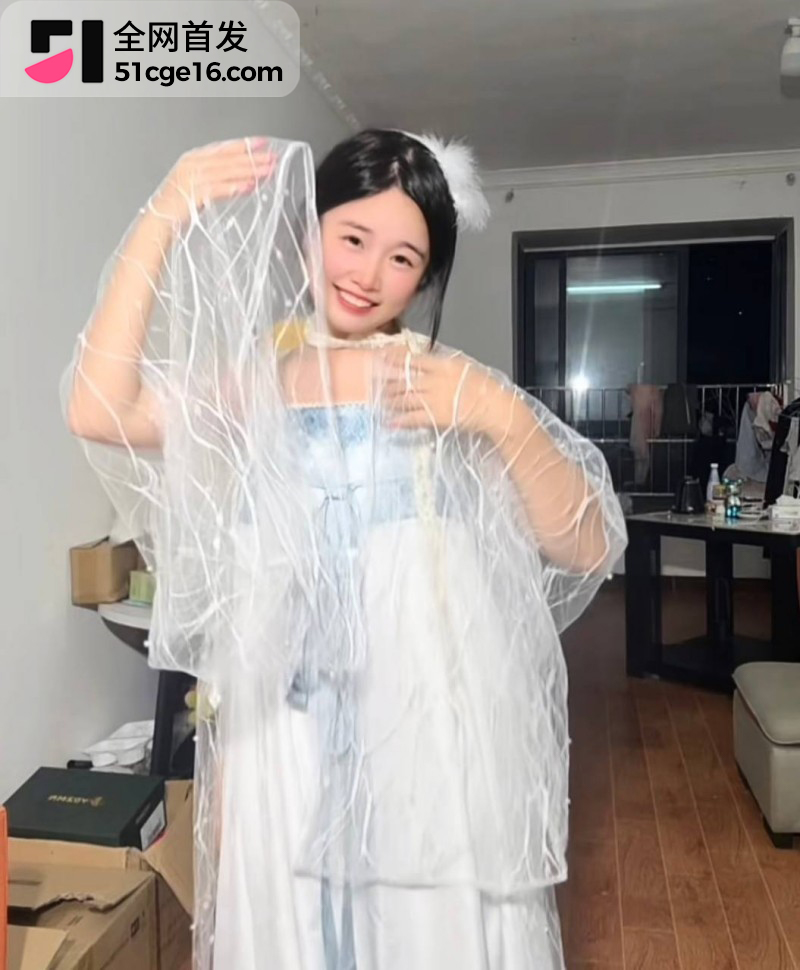 贵州40万粉网红 曹万江 与吴莉莉过夜炒CP4