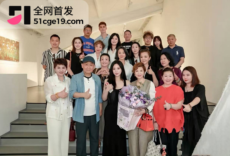 杭天琪女儿怒撕冯文娟 12 拷贝