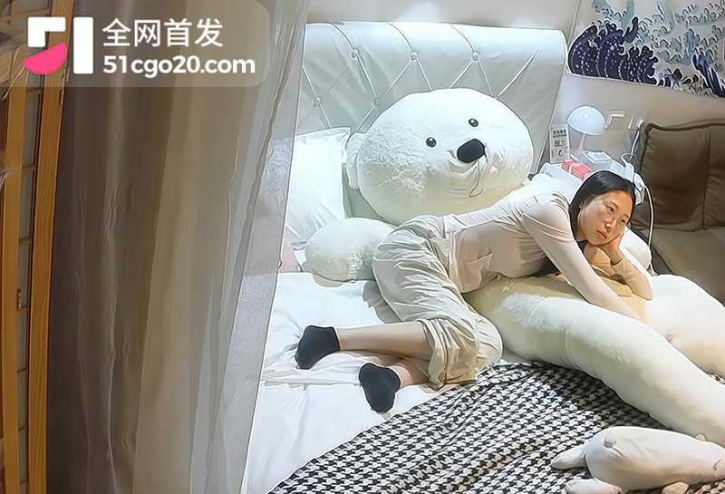 乐橙酒店偷拍崇洋媚屌 1 拷贝