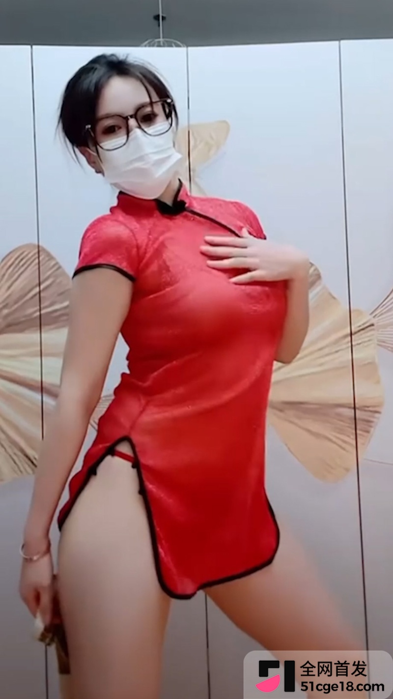 抖音骚妇 小阿姨大王 骚舞合集 4
