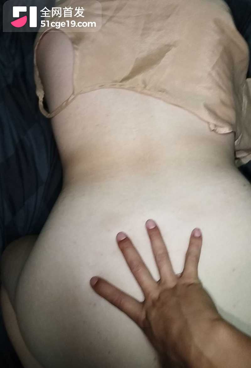 约炮大神通透的情约炮视频 5 拷贝