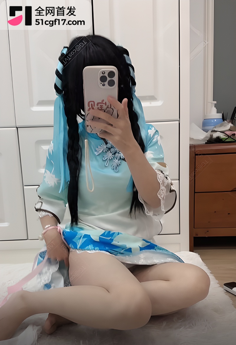 二次元福利姬 琴喵 cos嫦娥对镜撩裙抠穴5