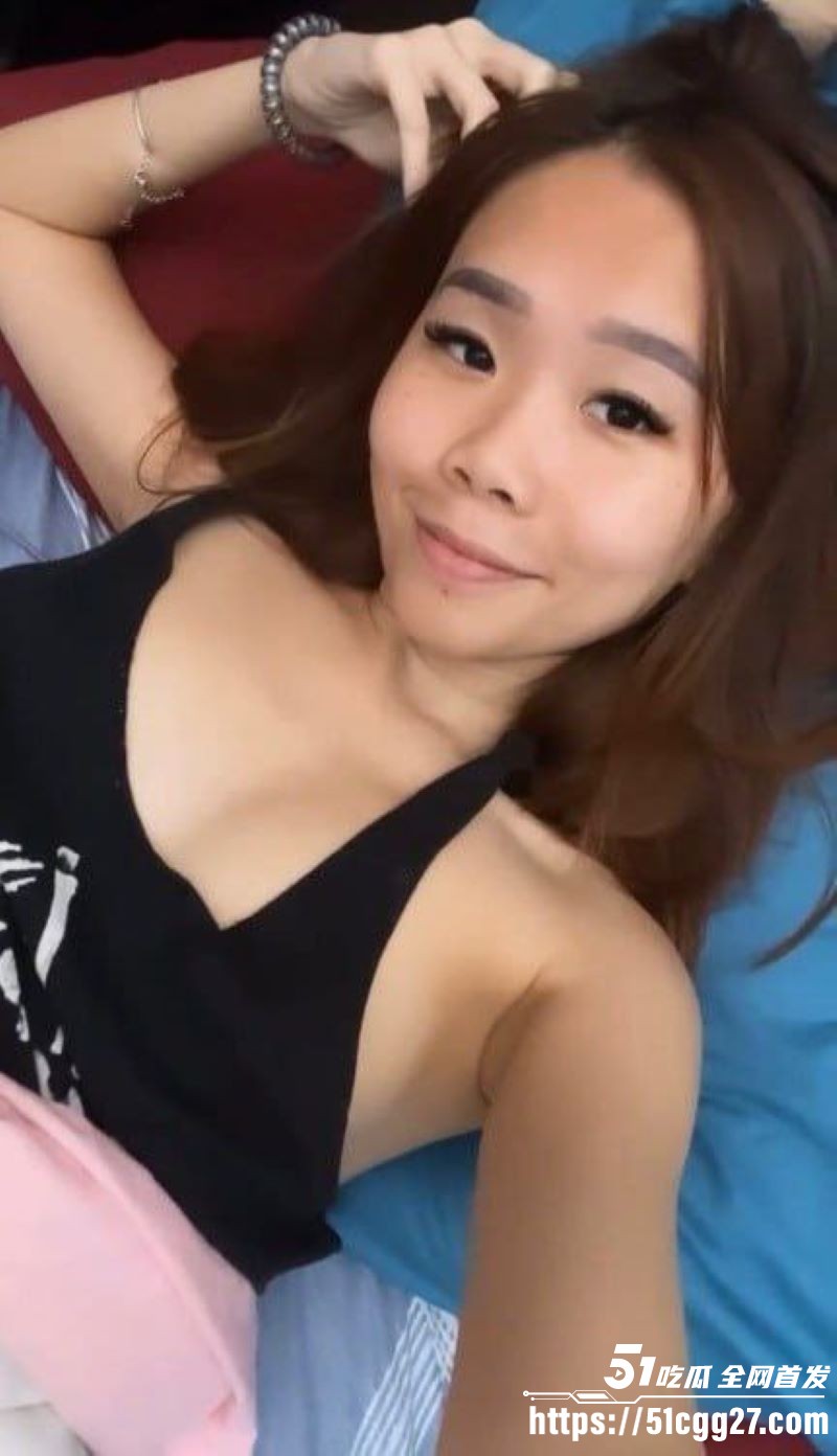 20岁大学女友陈依芮自拍无套做爱视频 1