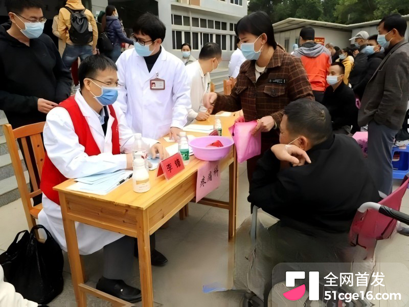 广西三甲医院主任 李锋 被曝猥亵女患者5