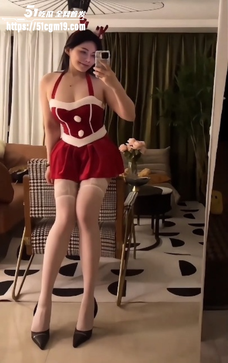 巨乳骚母狗妈妈被猛操6 巨乳骚母狗妈妈被猛操6
