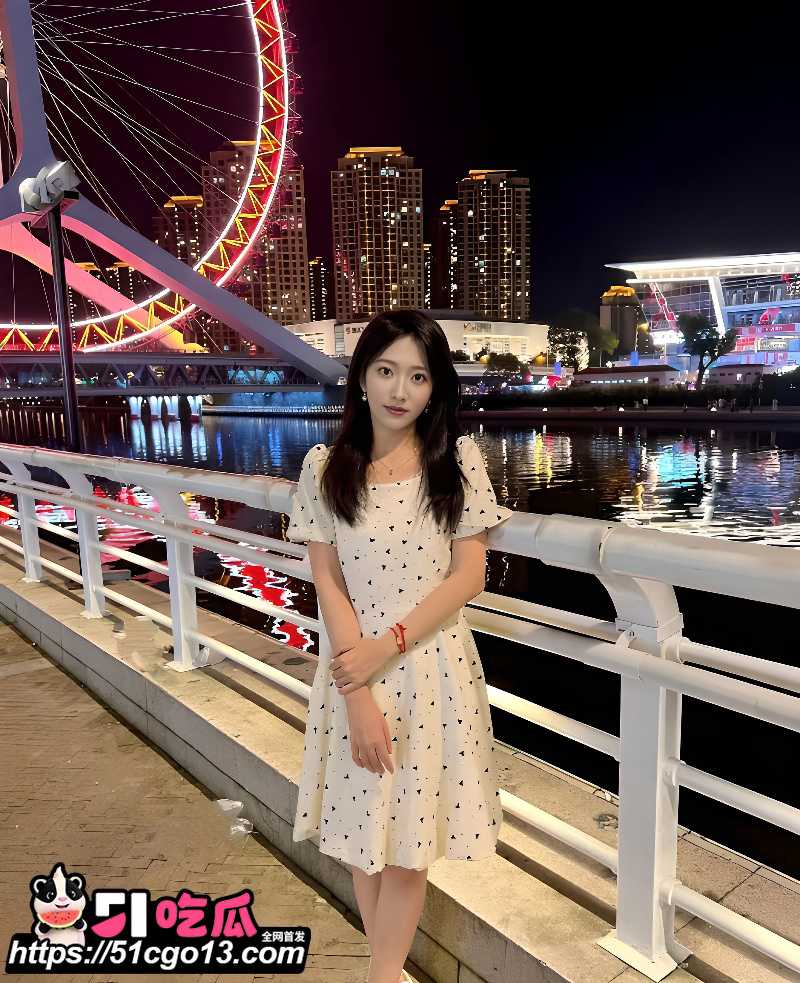 山东济南清纯小妹 张雨桐 情侣自拍 1