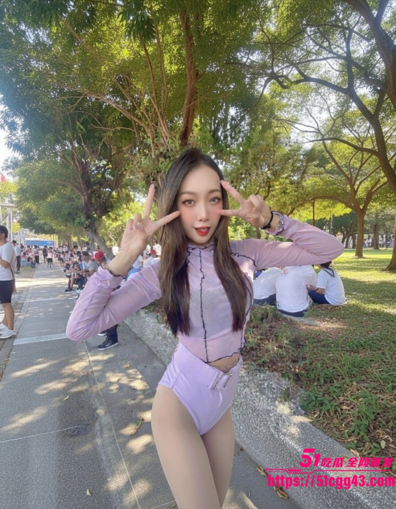 极品辣妹定制私拍 3