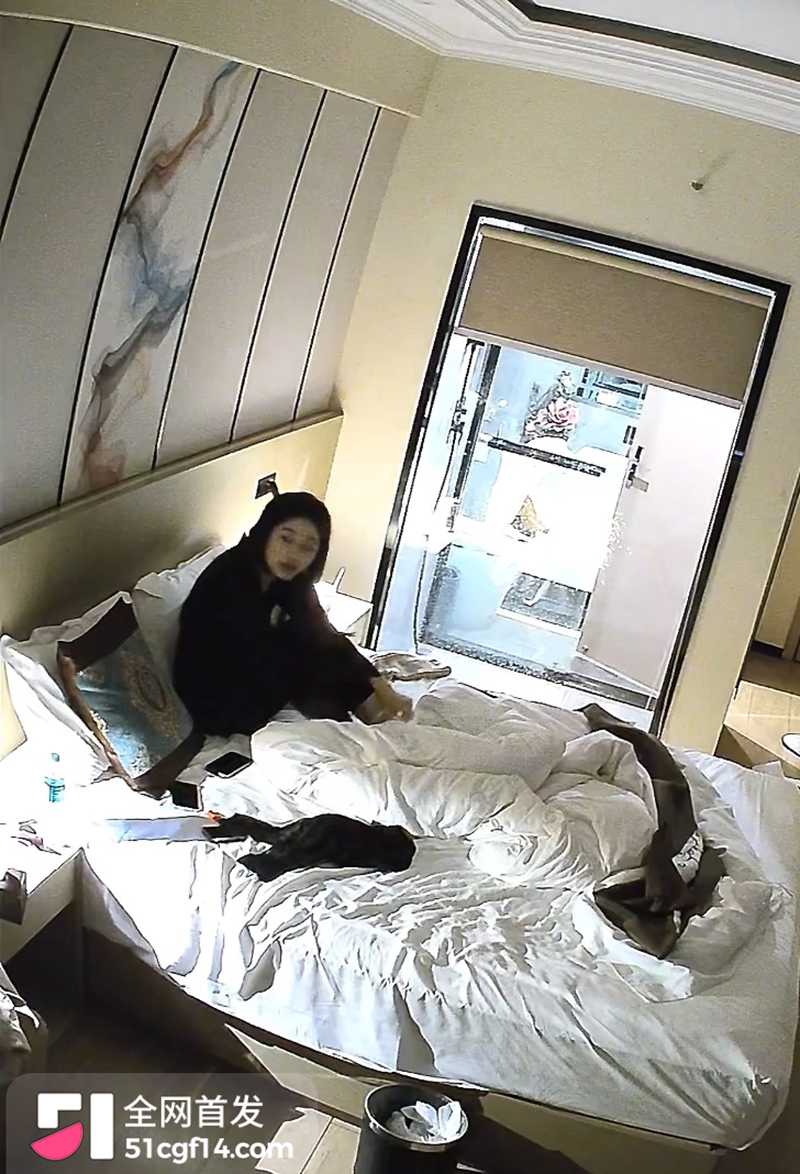 乐橙酒店偷拍 8 拷贝