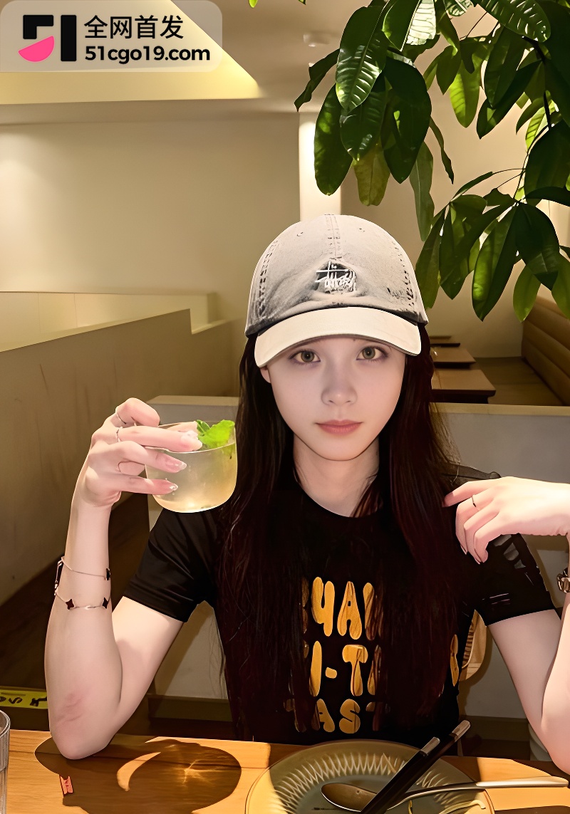 约炮大神酒店爆操21岁骚货2
