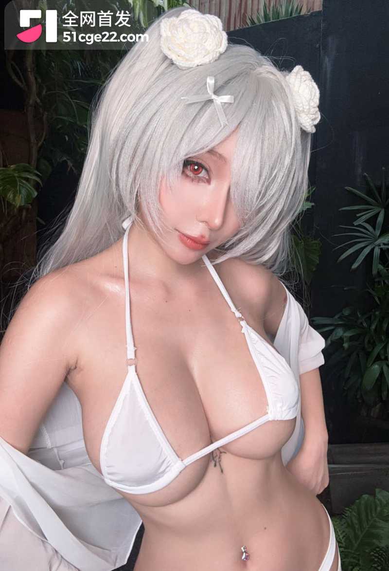 推特高颜值巨乳模特UmekoJ灰姑娘COS写真5拷贝