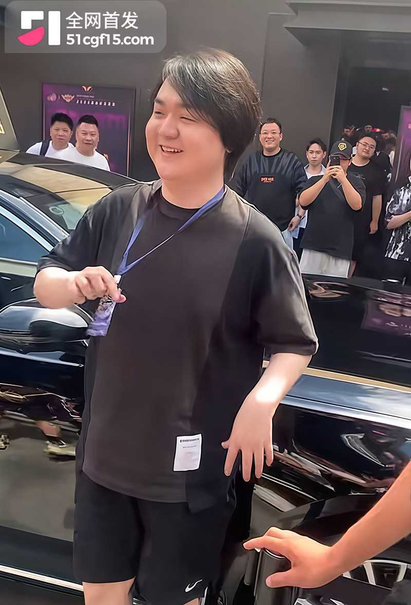 抖音千万网红陈伯连环塌房 5 拷贝