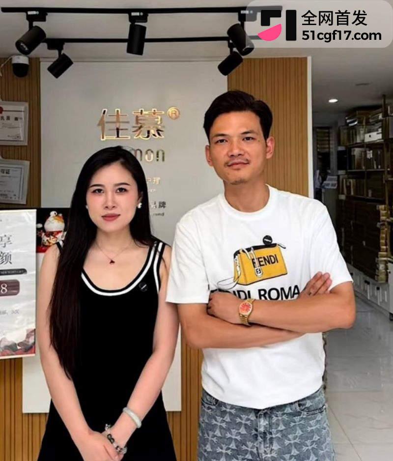 抖音百万网红成都虎王出轨被前妻直播怒撕 13