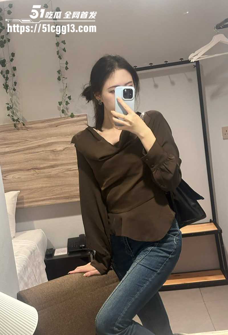 上海极品少妇徐婉婷被金主调教视频流出1拷贝