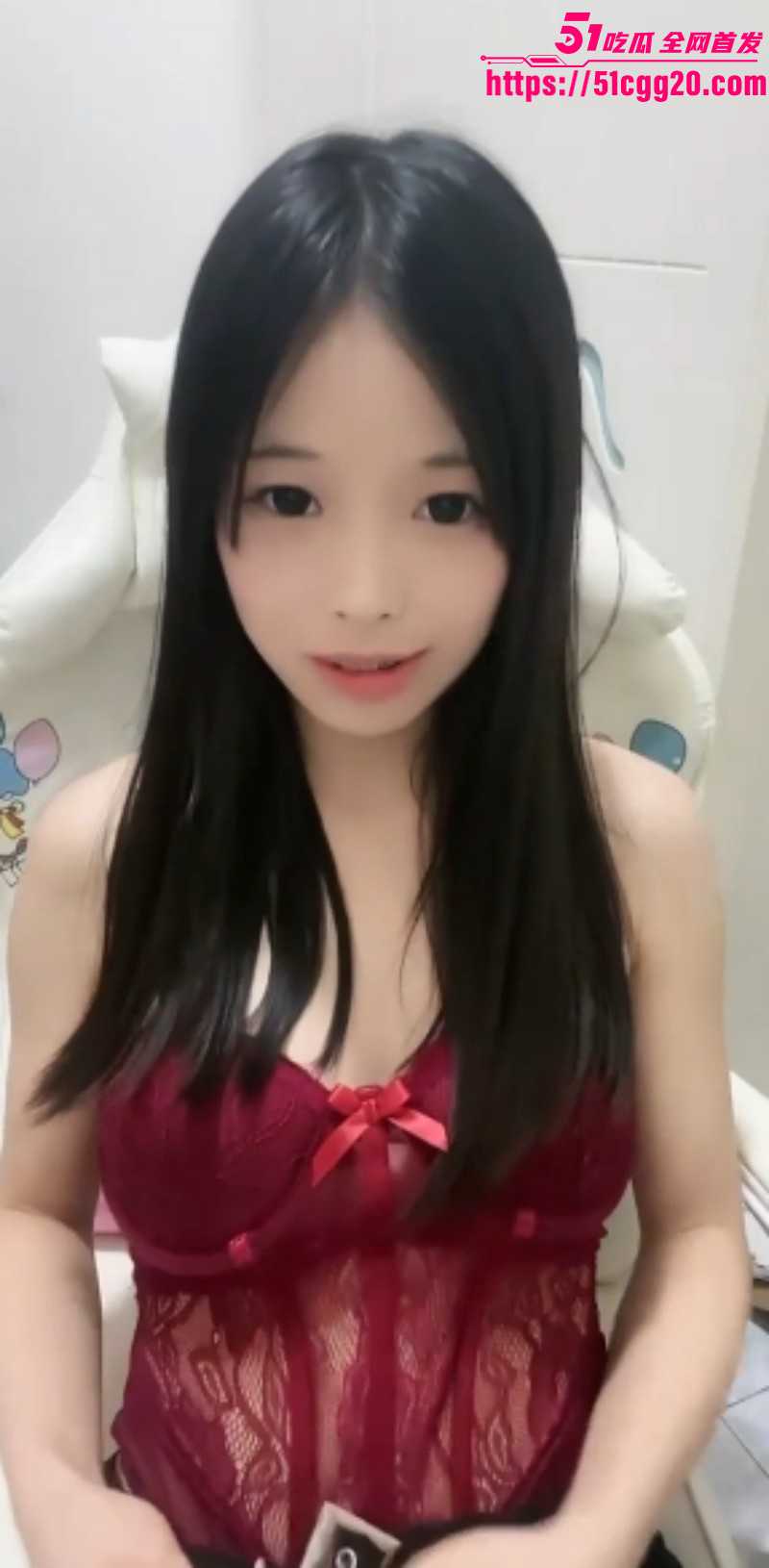 美女主播张晓仪裸聊视频01